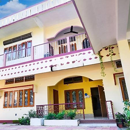Capital Heritage Homestay Гувахати Екстериор снимка