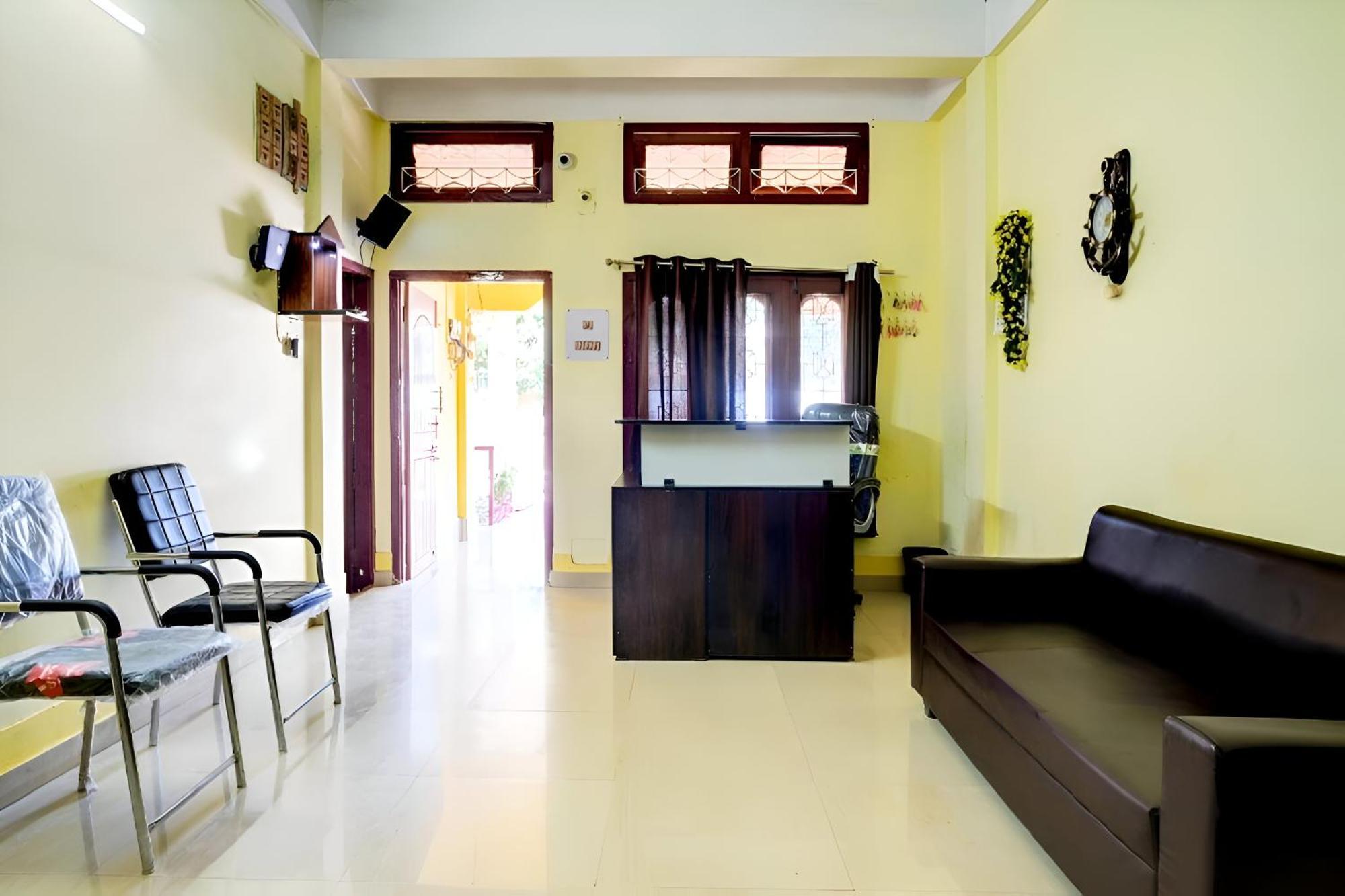 Capital Heritage Homestay Гувахати Екстериор снимка