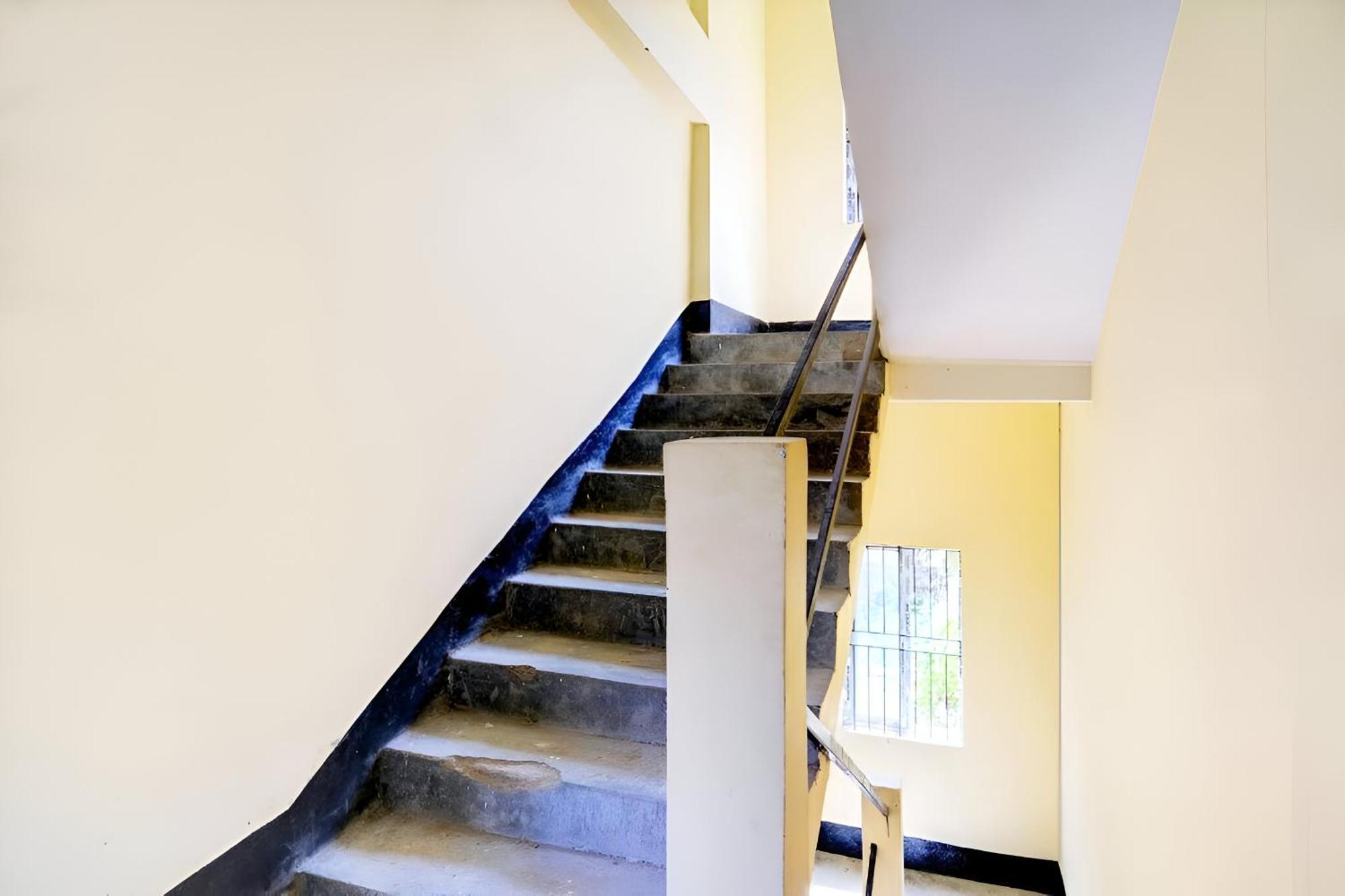 Capital Heritage Homestay Гувахати Екстериор снимка
