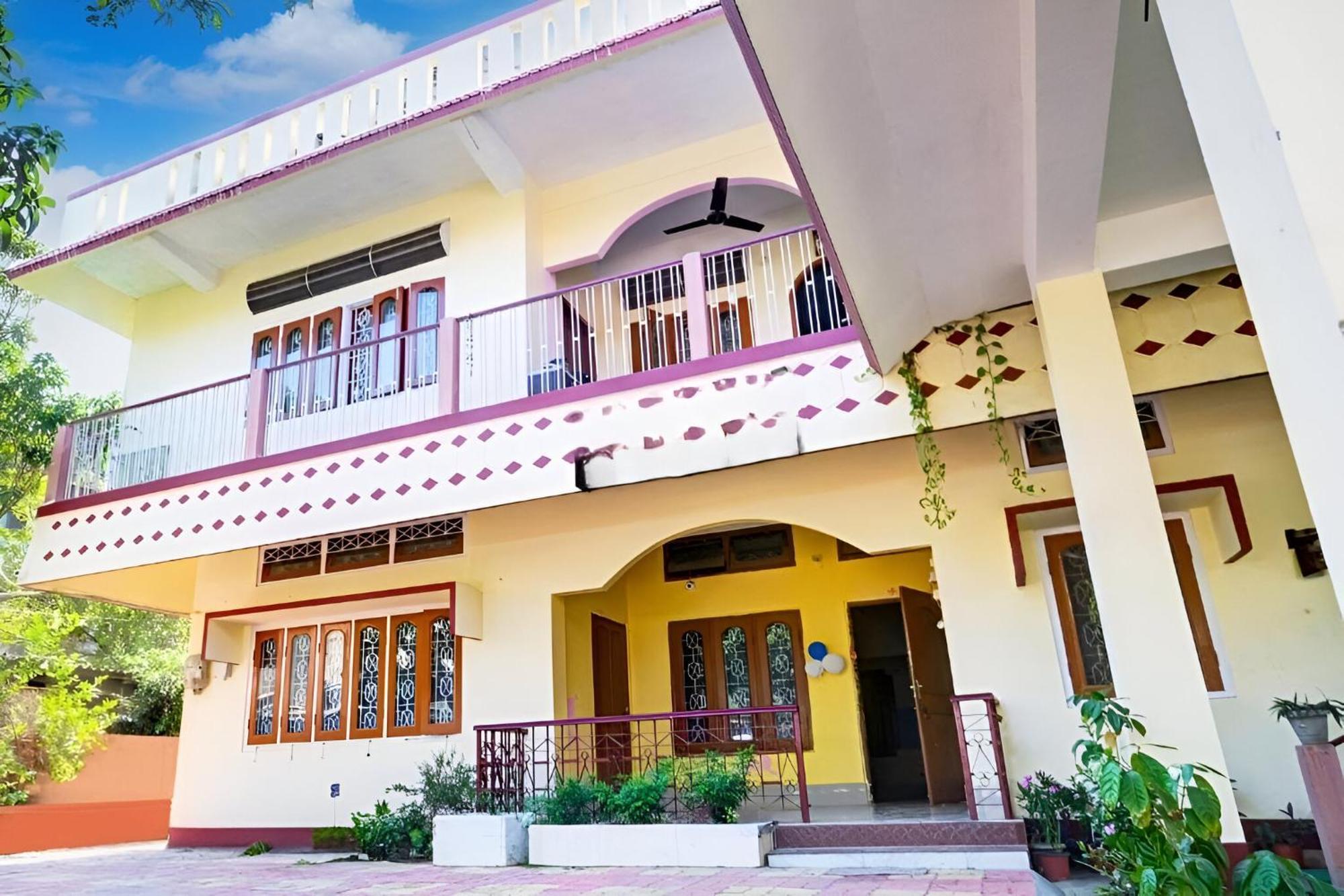 Capital Heritage Homestay Гувахати Екстериор снимка