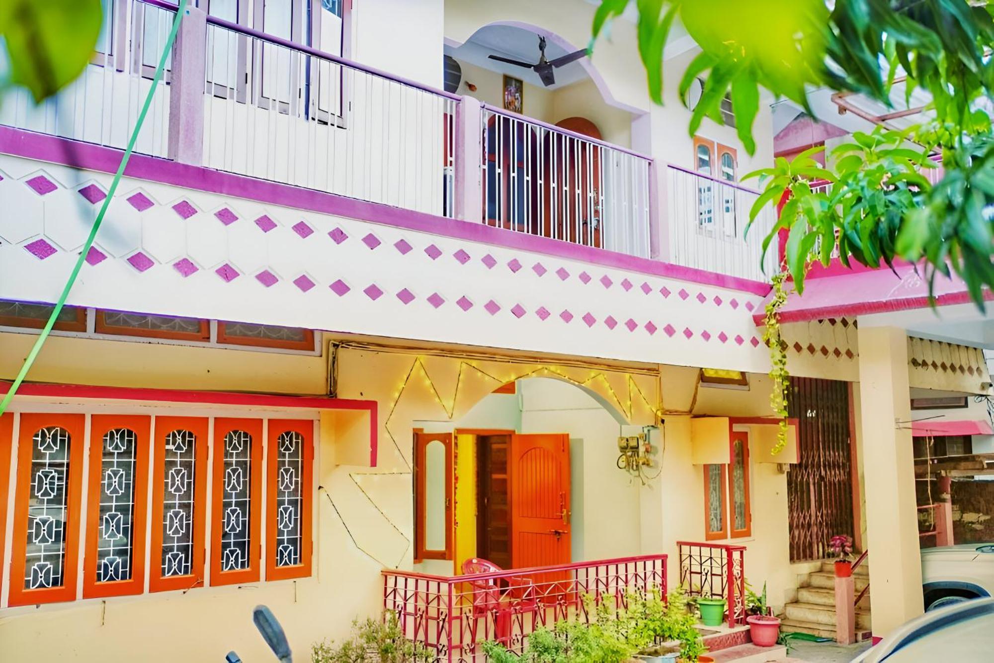 Capital Heritage Homestay Гувахати Екстериор снимка