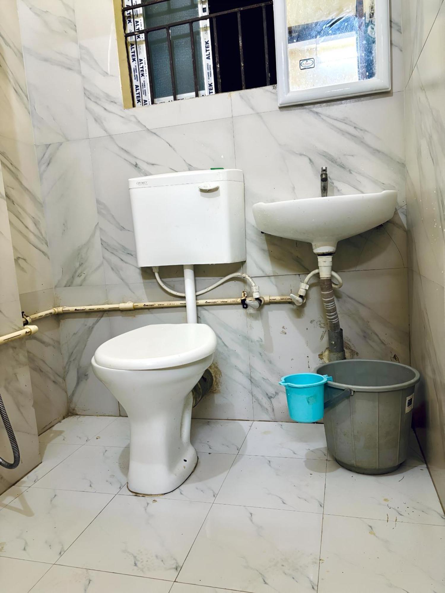 Capital Heritage Homestay Гувахати Екстериор снимка